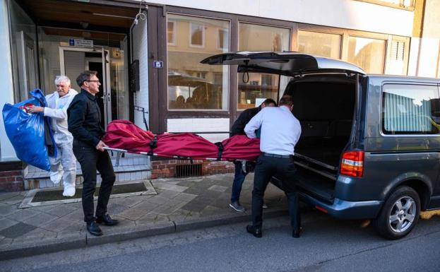 Aumentan a cinco las víctimas implicadas en el 'crimen de la ballesta' en Alemania