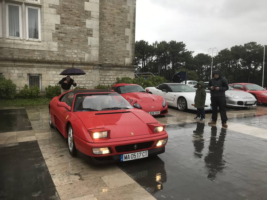 Superdeportivos Cantabria 'Ciudad de Santander' 2019 ha reunido este domingo en el Palacio de La Magdalena una treintena de coches de alta gama