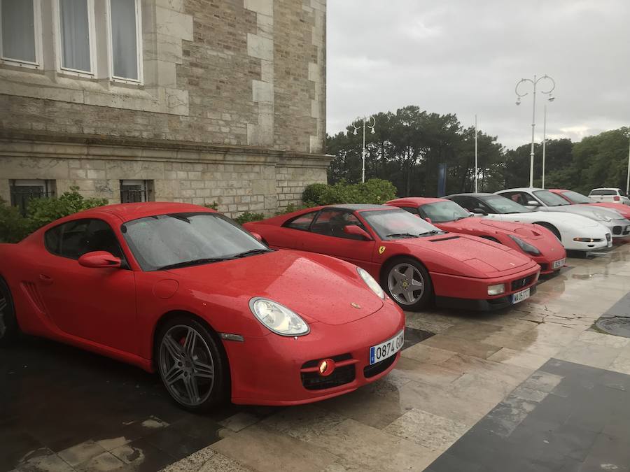 Superdeportivos Cantabria 'Ciudad de Santander' 2019 ha reunido este domingo en el Palacio de La Magdalena una treintena de coches de alta gama