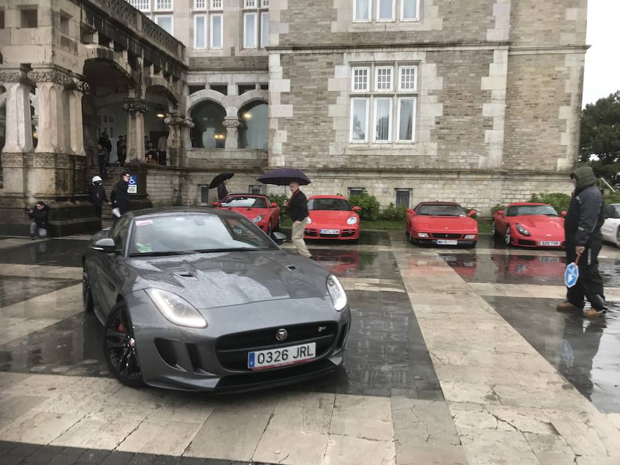 Superdeportivos Cantabria 'Ciudad de Santander' 2019 ha reunido este domingo en el Palacio de La Magdalena una treintena de coches de alta gama