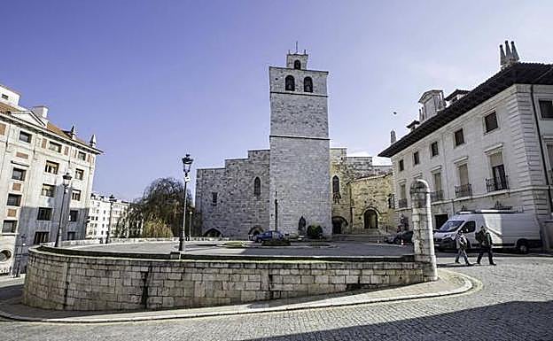 Una imagen actual de la plaza de Eguino y Trecu, en el entorno de la Catedral. 