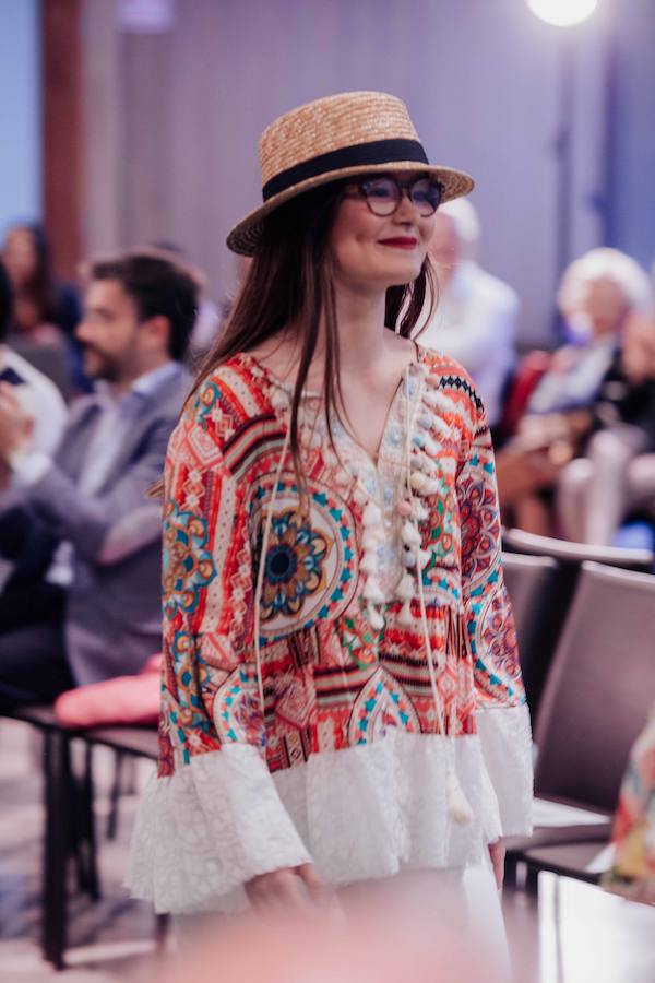 El desfile reunió tendencias para todas las edades y contó diseño nupcial del diseñador Ángel Palazuelos como broche final