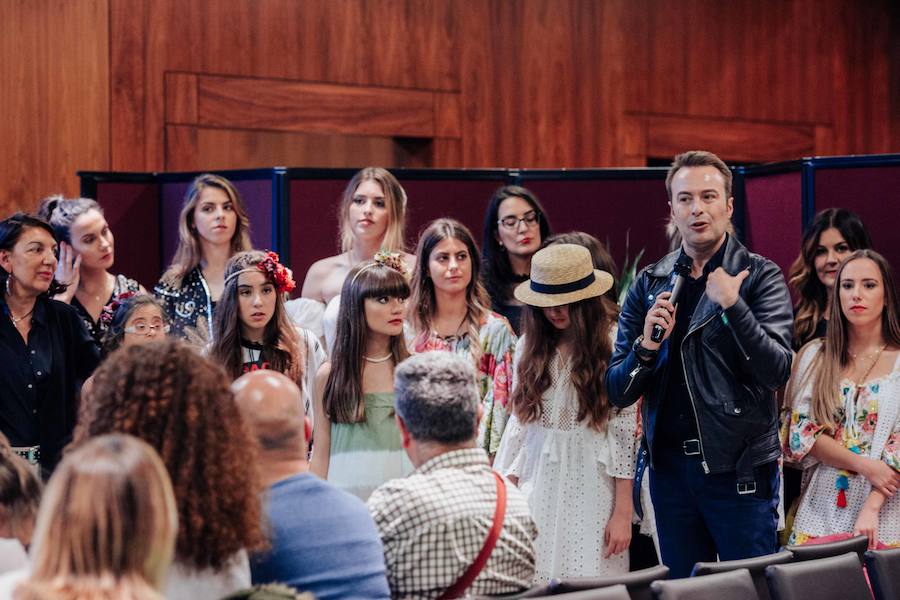 El desfile reunió tendencias para todas las edades y contó diseño nupcial del diseñador Ángel Palazuelos como broche final