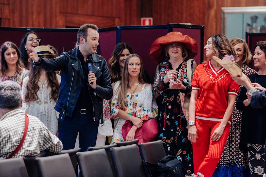 El desfile reunió tendencias para todas las edades y contó diseño nupcial del diseñador Ángel Palazuelos como broche final