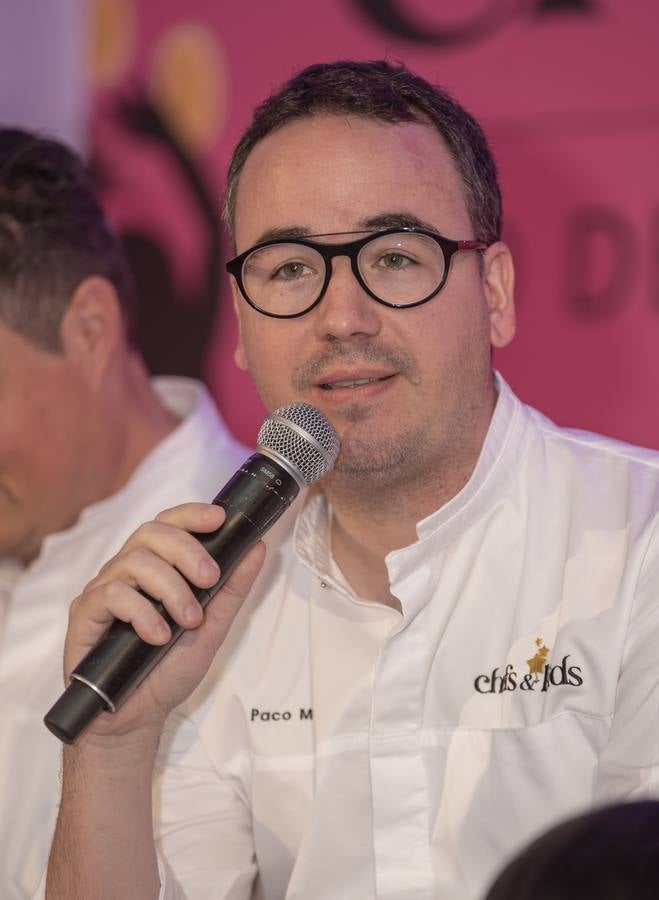 Veintisiete chefs con estrella Michelin cocinan juntos en un evento por la infancia