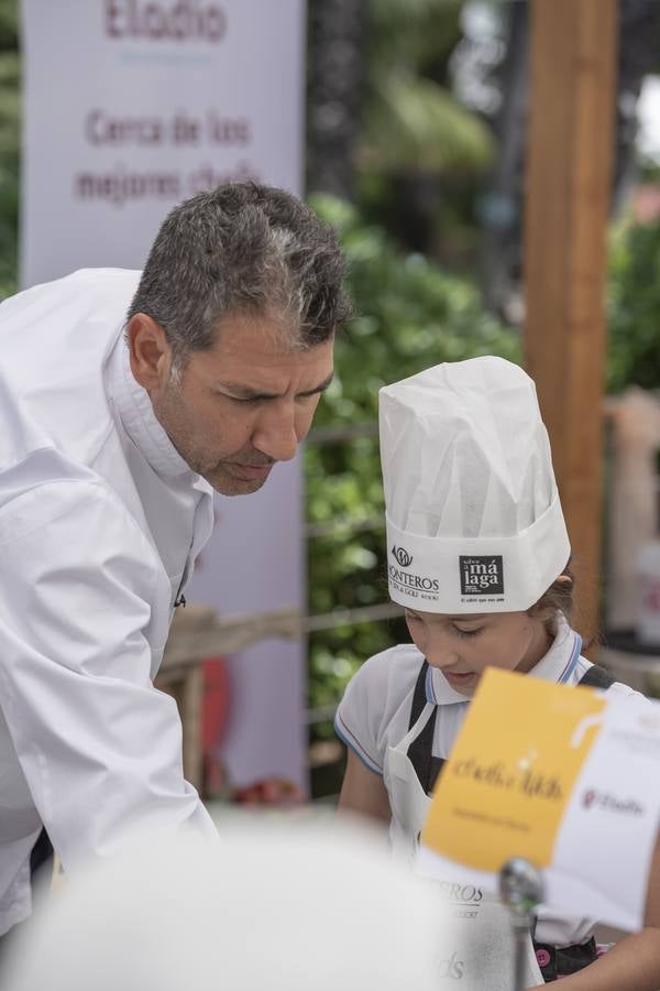 Veintisiete chefs con estrella Michelin cocinan juntos en un evento por la infancia