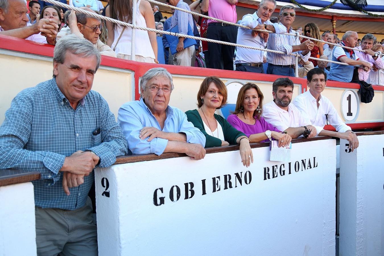 El político cántabro era un habitual de la Plaza de Toros de Santander durante la Feria de Santiago, en 2016.