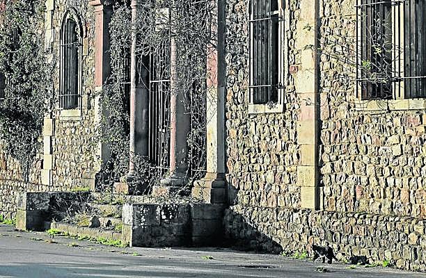 El estado de deterioro de las escuelas es cada día más evidente.