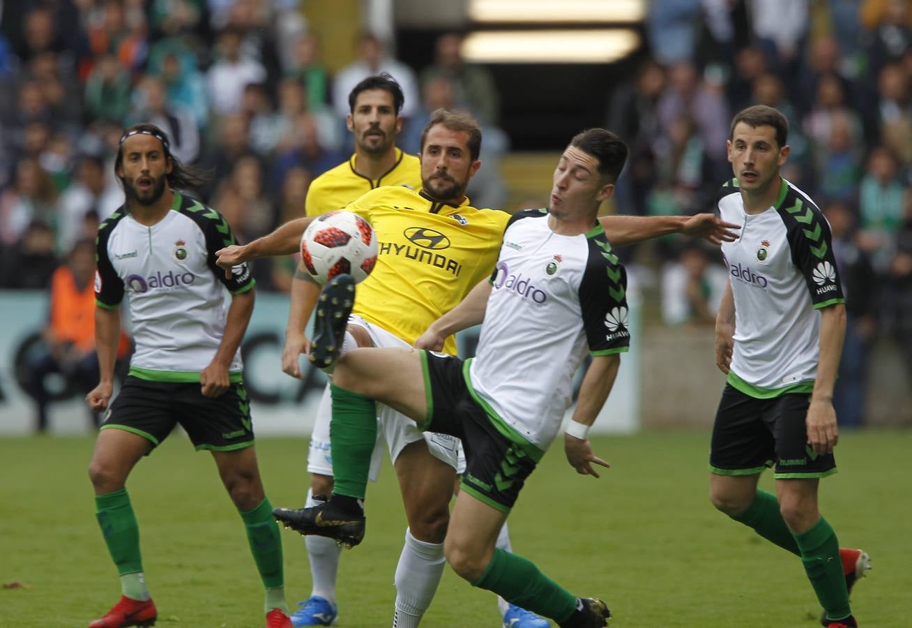 Fotos: El Racing no pasa del empate a cero ante el Baleares