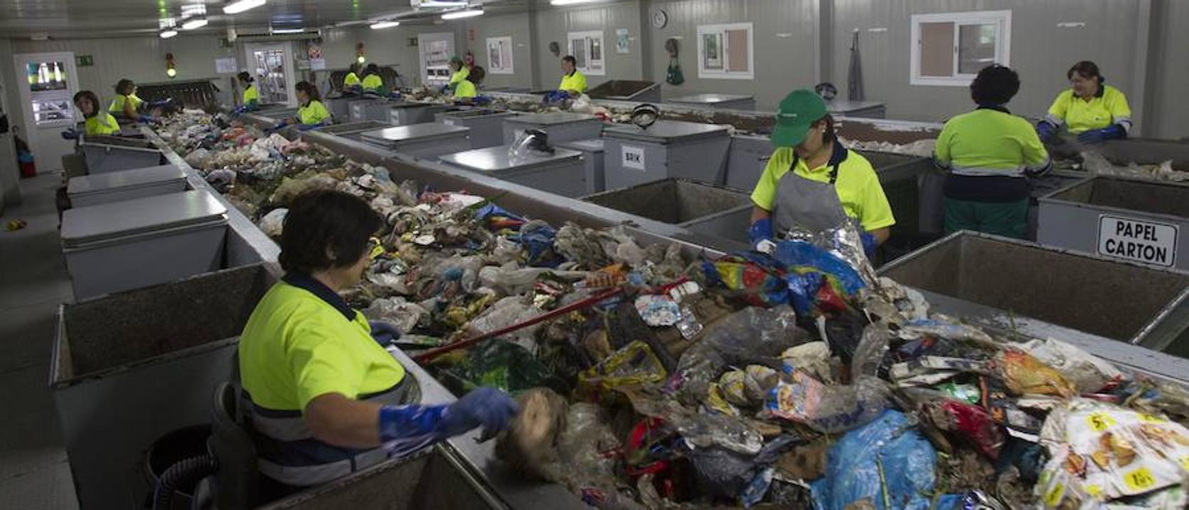 El reciclaje en Cantabria mejora por encima de la media española