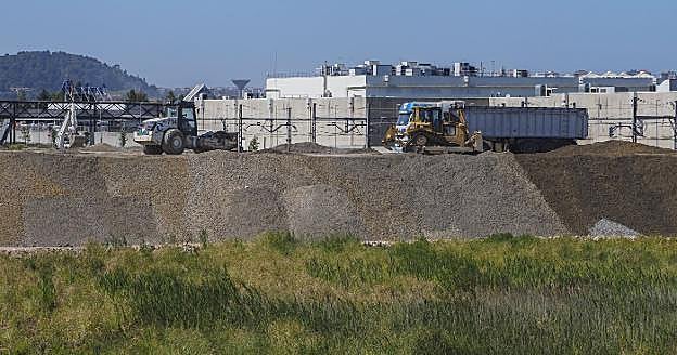 La empresa británica señala que las obras del nuevo parque comercial podrían terminar en el último semestre de 2020.