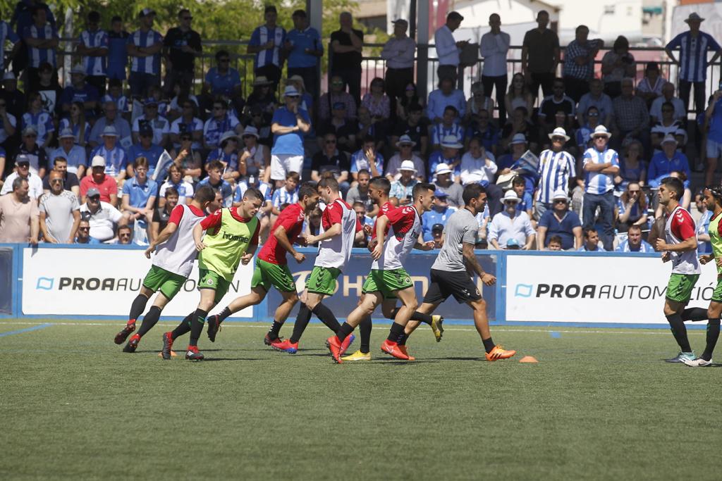 Un gol de Buñuel de penalti permitió al Racing subir de categoría tras el empate a cero de la ida