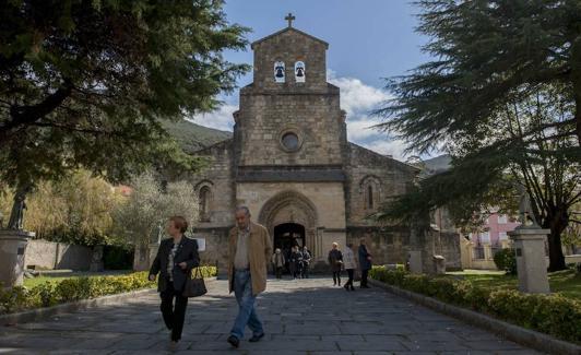 Iglesia de Santa María del Puerto.