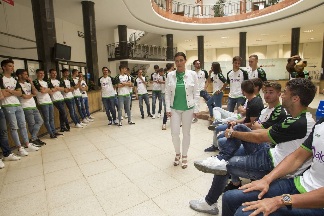 La alcaldesa se reunió de nuevo con los jugadores