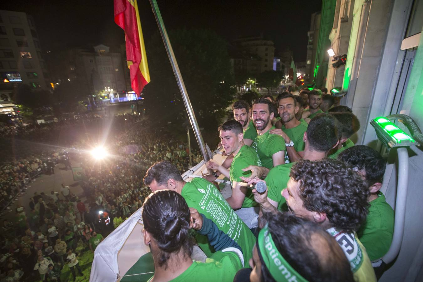 Fotos: Fiesta en la plaza