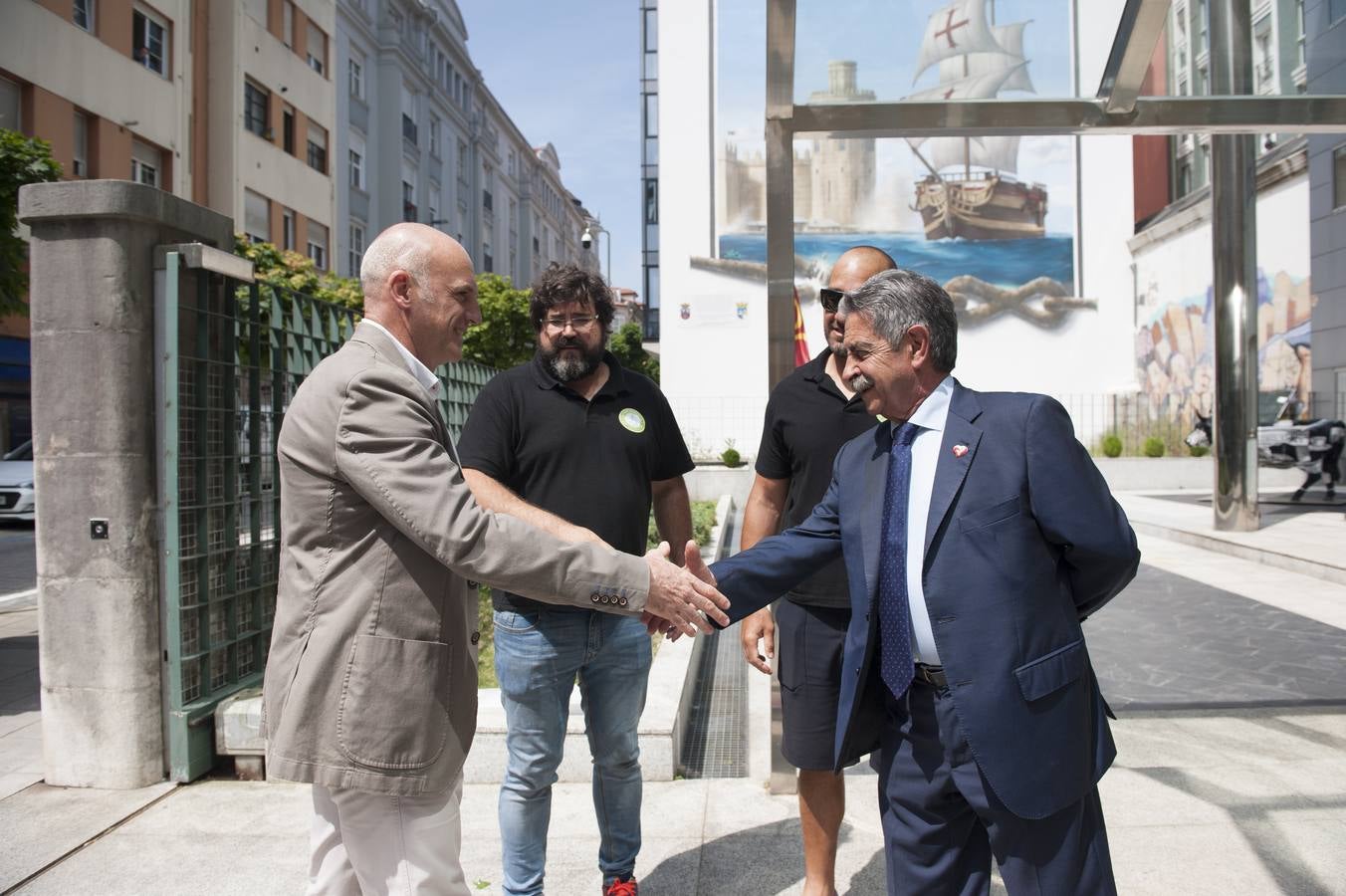 Fotos: Recibimiento de Revilla al CRS-Bathco tras su ascenso a División de Honor