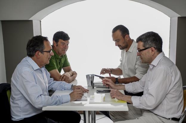 Cruz Viadero, Bustillo, López Estrada y Pérez Noriega, en la reunión del pasado lunes. 