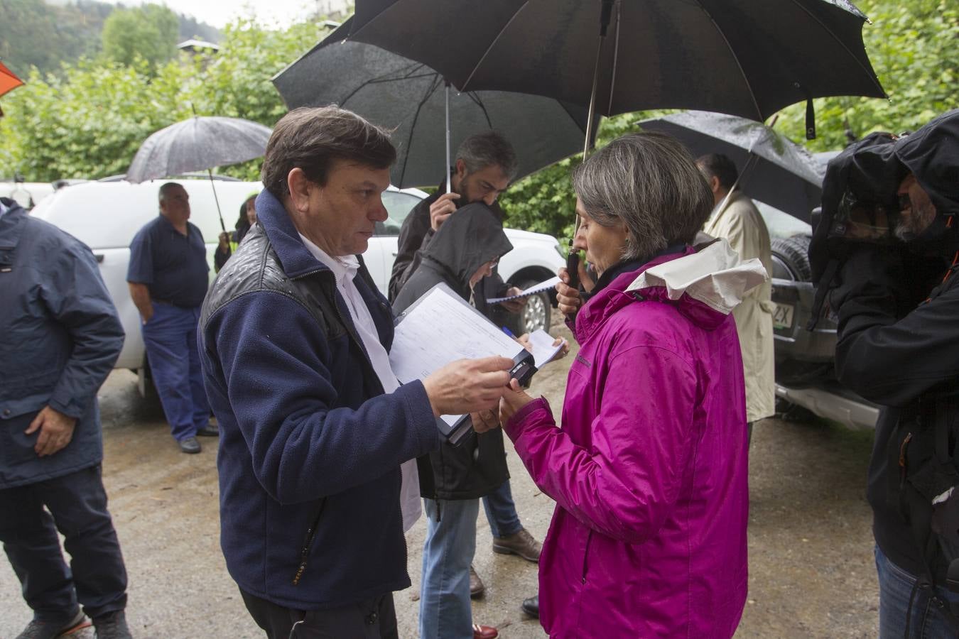 El Instituto Geográifico Nacional colocó ayer los 13 mojones que fijan los límites