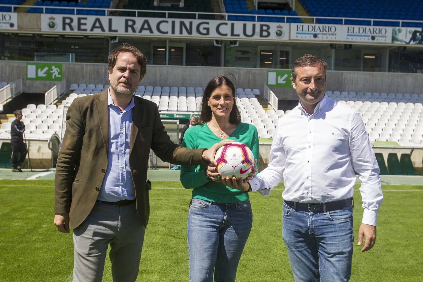 Durante la mañana de hoy, miembros y técnicos de LaLiga han visitado las instalaciones del Racing por su reciente incorporación a Segunda División.