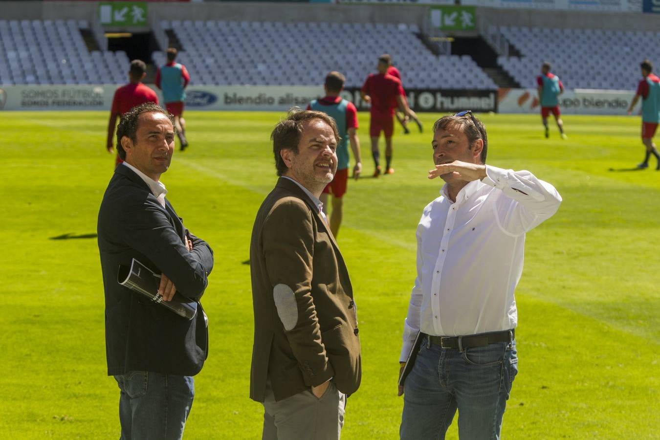 Durante la mañana de hoy, miembros y técnicos de LaLiga han visitado las instalaciones del Racing por su reciente incorporación a Segunda División.