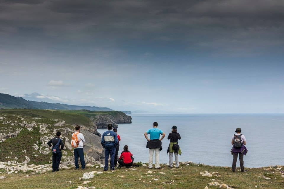 Naturea propone una gran variedad de actividades en las áreas protegidas de Cantabria, con propuestas para todo tipo de públicos y que se adaptan a cada época del año, brindando la posibilidad al visitante de conocer todas las caras de las áreas naturales. Cada una de las áreas protegidas en las que trabajamos dispone de un Centro de Interpretación de referencia desde el que se gestionan tanto itinerarios guiados, actividades de educación ambiental para escolares y trabajos de mantenimiento ambiental en la zona.