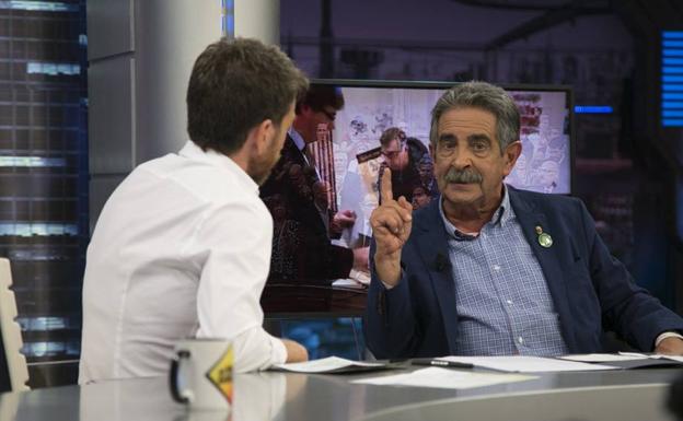 Revilla aclara sus palabras sobre los floristas y pide disculpas por el «malentendido»