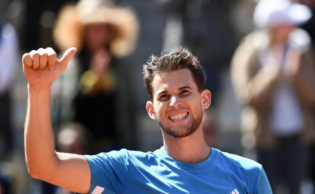 Dominic Thiem celebra su pase a la final de Roland Garros.