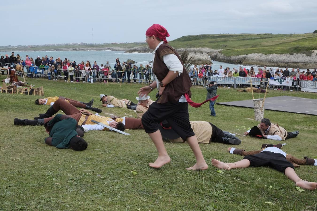 Fotos: Desembarco pirata en la Virgen del Mar