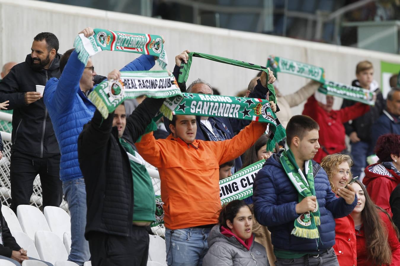 Fotos: Las mejores imágenes del Racing-Fuenlabrada