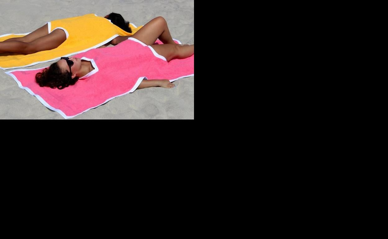 Llega el towelkini, el diseño playero más horroroso y loco del verano