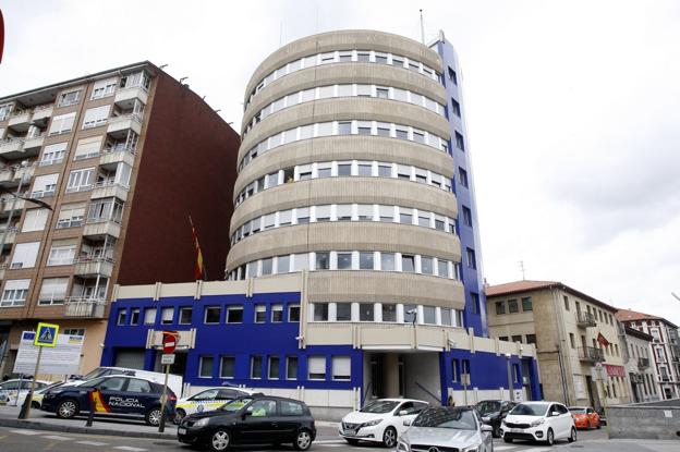 El remozado edificio de la Comisaría de Policía ya luce sin los andamios. 