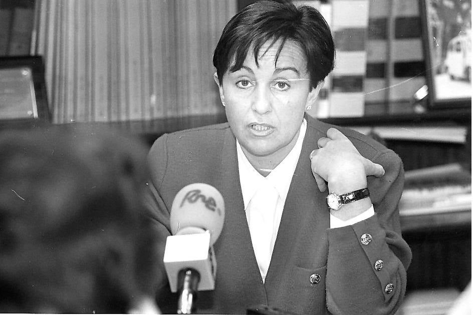 Año 1996. Por aquellas fechas, Dolores Gorostiaga ya era secretaria general del PSC-PSOE.