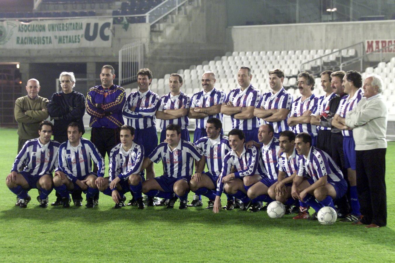 Homenaje a los veteranos del Rayo Cantabria en el 75º aniversario del club.