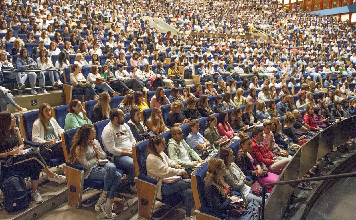 Imagen de archivo de otra presentacion de opositores dodentes 