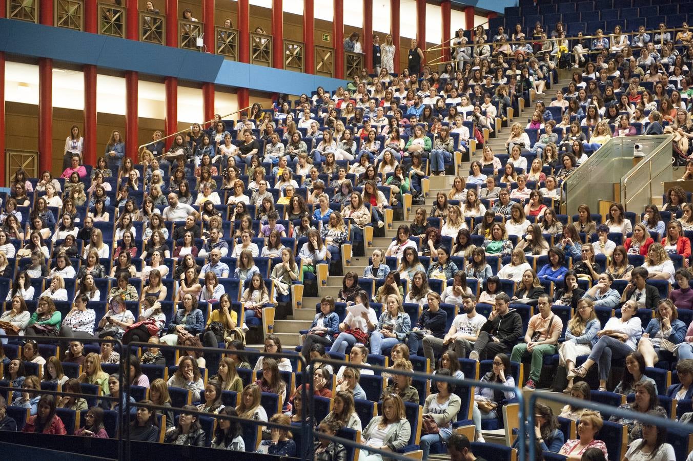 Fotos: Históricas oposiciones docentes en Cantabria