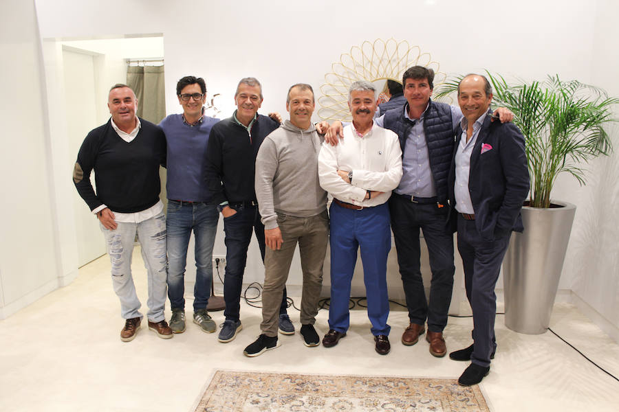 Román Villaescusa, David Alonso, Fran Alonso, Carlos Barrio, Eugenio Huelga, David González, Luis Tébar. "Con amigos el disfrute está asegurado".