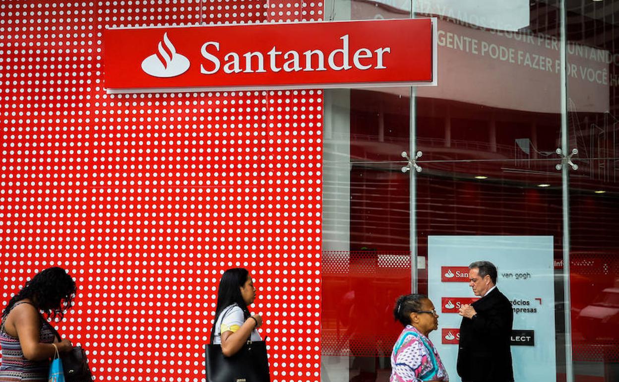 Una oficina del Banco Santander.