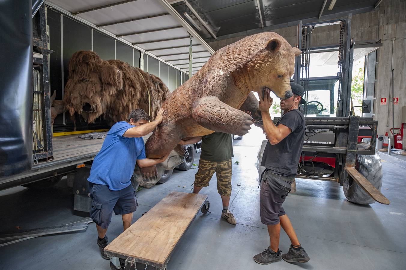 Fotos: Expo Dino XXL ya está en Santander