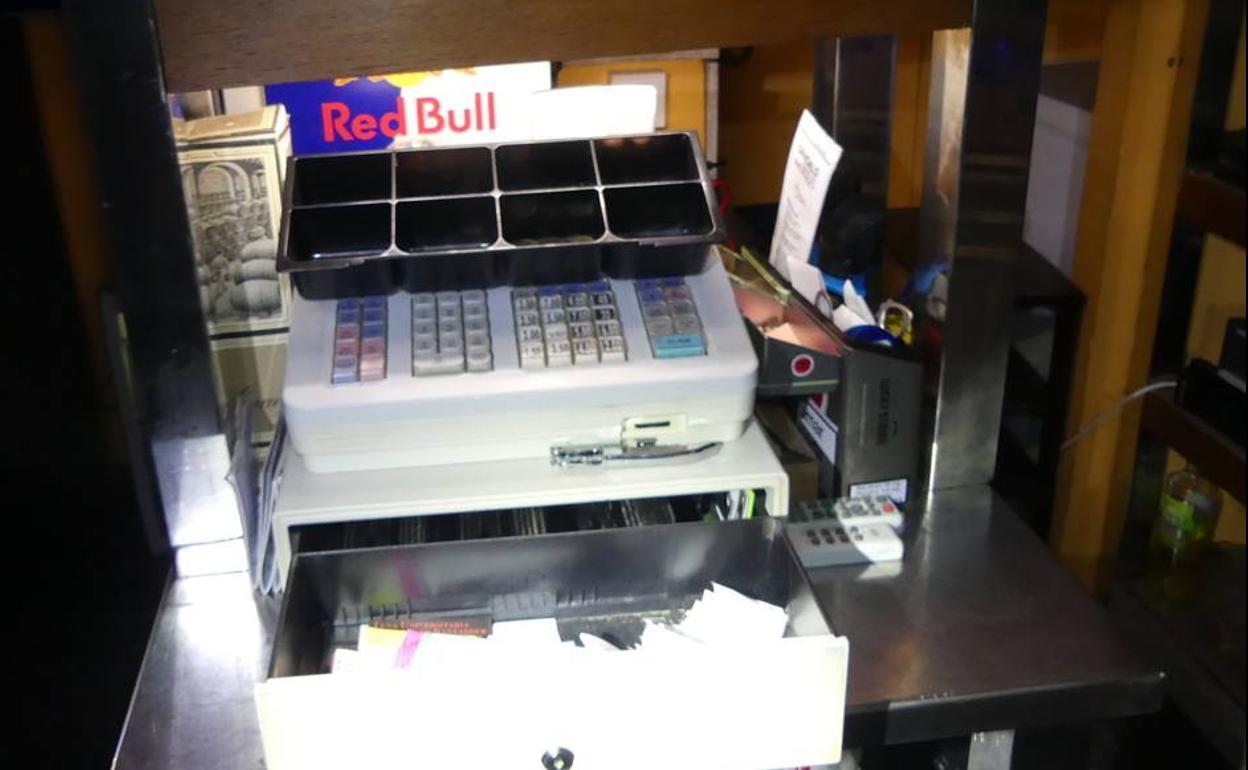 Detenido por simular que le habían robado en su establecimiento en Santander