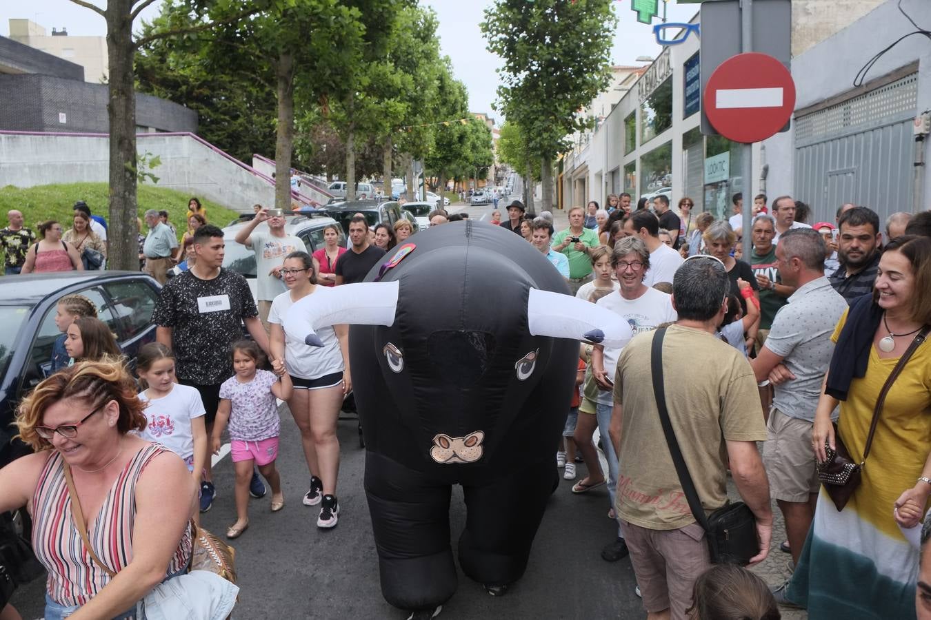 Fotos: Risas y carreras en el encierro infantil de Tetuán