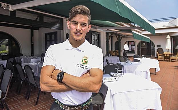 Sergio Martínez, en el Real Club de Tenis de La Magdalena. 