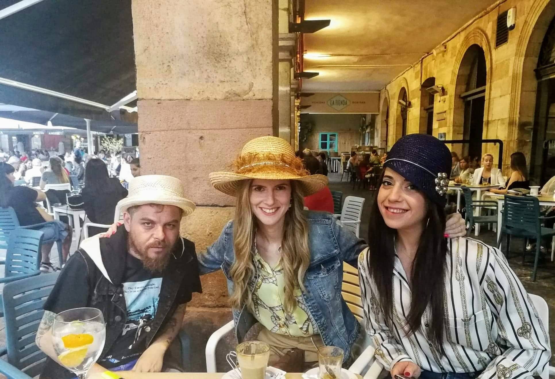 Jimmy Barnatán, Laura Cosmea y Eva Martín.