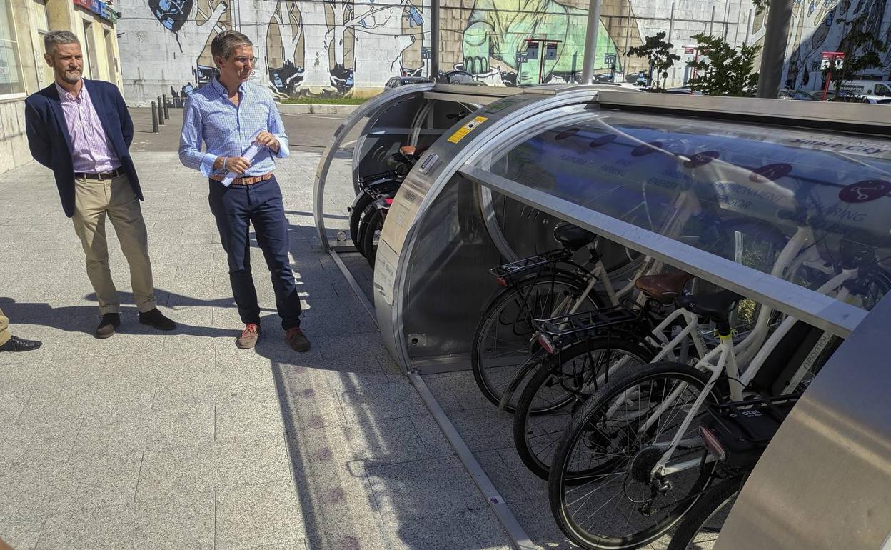 La Plaza de las Estaciones tendrá desde el martes un aparcamiento cerrado para bicis
