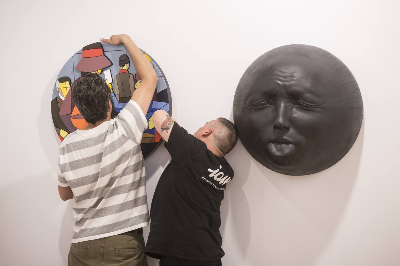 Fotos: Artesantander se prepara para abrir sus puertas