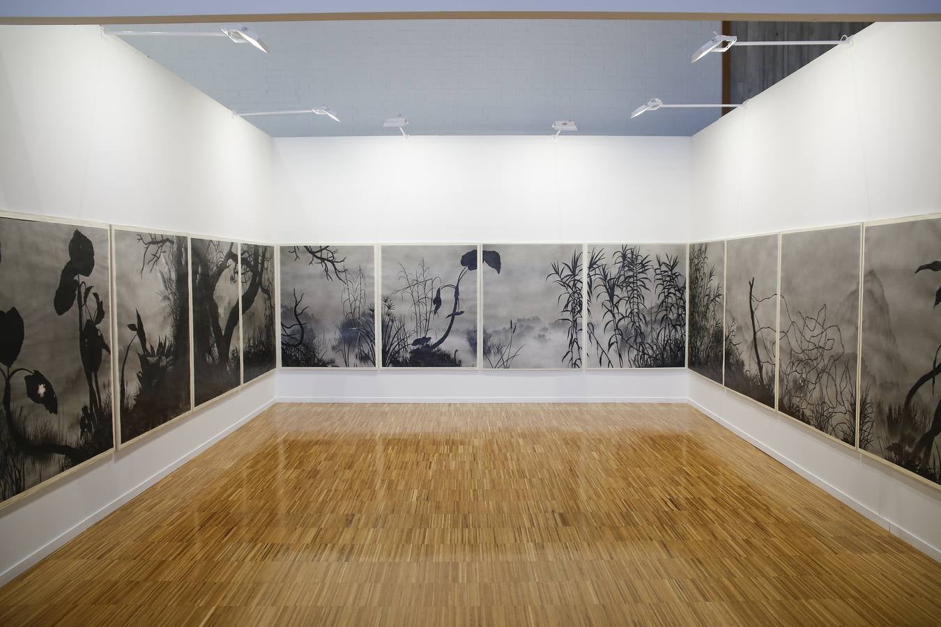 Artesantander, que acoge seis propuestas del galerismo cántabro, refuerza su ligazón entre el entramado cultural local y el mundo del arte 
