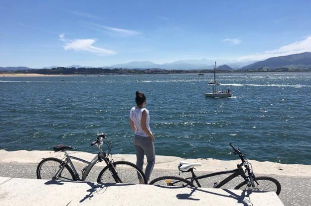 Un día de paseo en bici por la bahía.