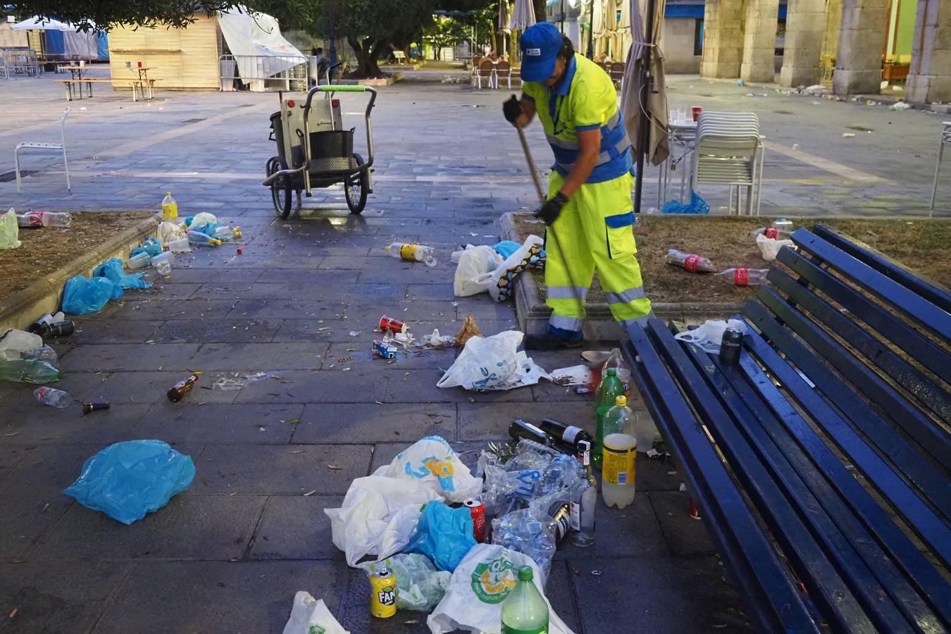 Fotos: Fiesta de día, basura de noche