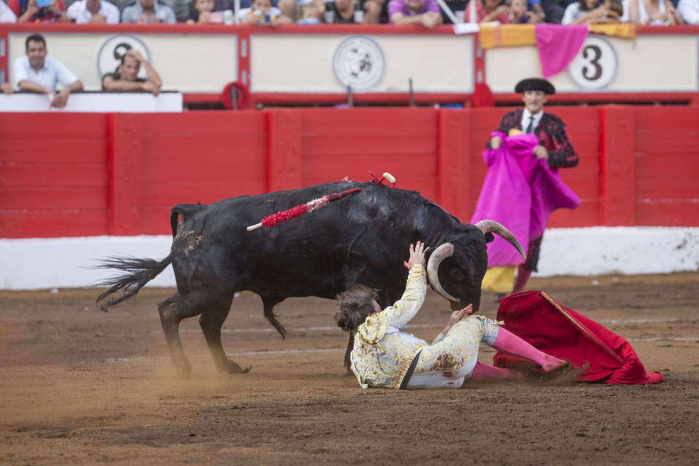 Fotos: Otra jornada más en el coso santanderino