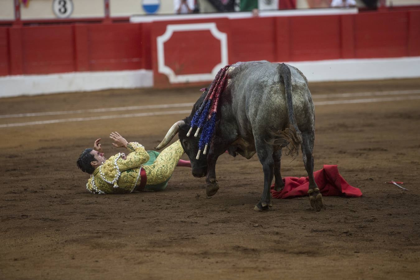 Curro Díaz, Manuel jesús 'El Cid' y Emilio de Justo en el tercer festejo de la Feria de Santiago