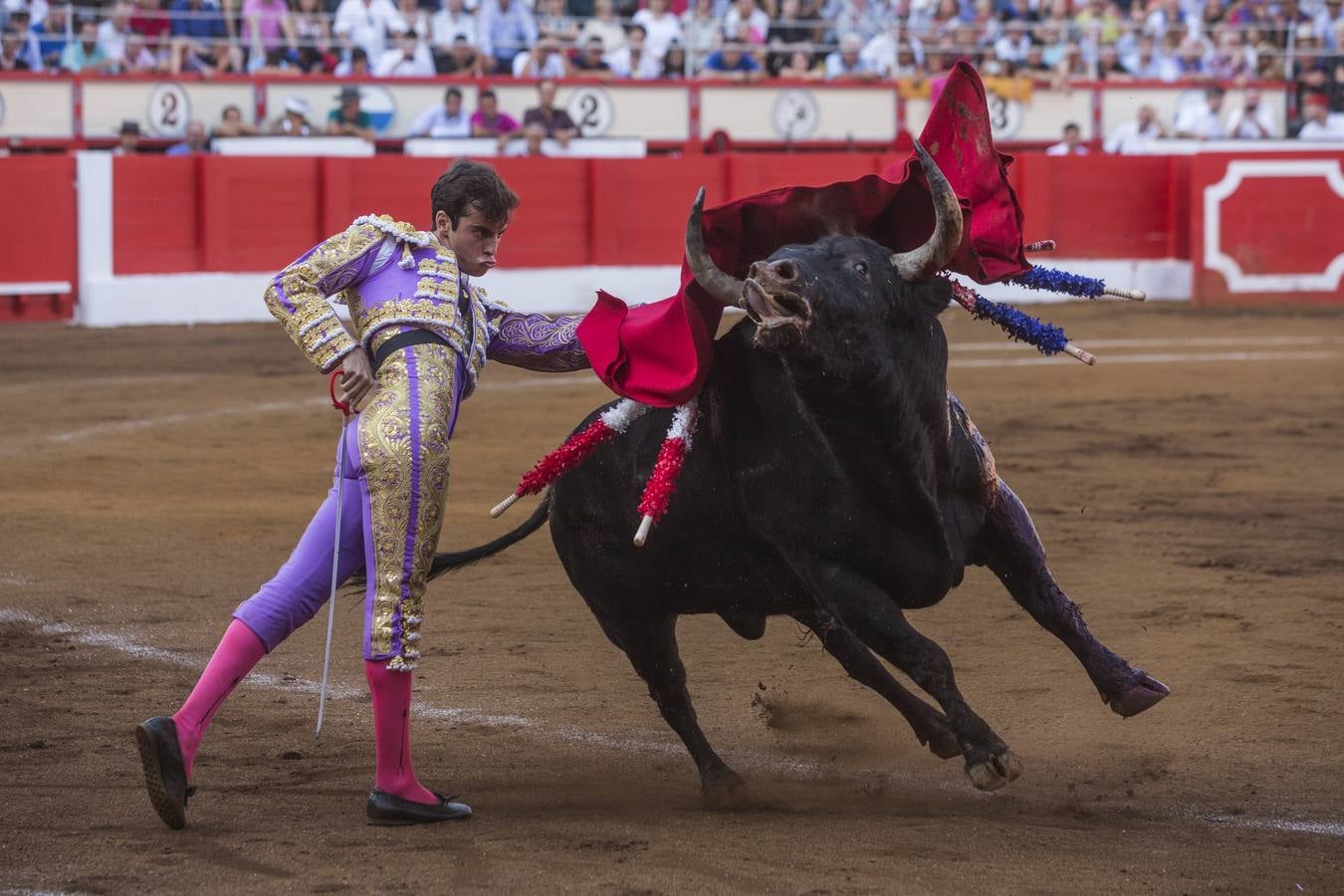 Quinto festejo de la feria con David Fandila 'El Fandi', Sebastián Castella y Alejandro Marcos